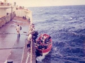 U.S. Air force Medical team being transferred by the Kristin Bakke' lifeboat - Boarding
