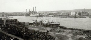 London Splendour (I) loading scrap for Japan in Boston 67